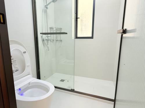 Housing image — Bathroom