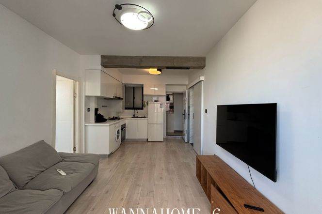 1BR Apartment in Old Xuhui (L1/L7/L9/L10)