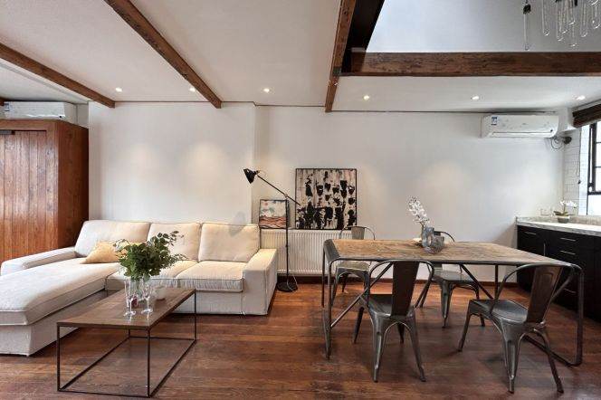 2BR Lane House near South Shaanxi Rd Metro with Terrace (L1/L10/L12/L13)
