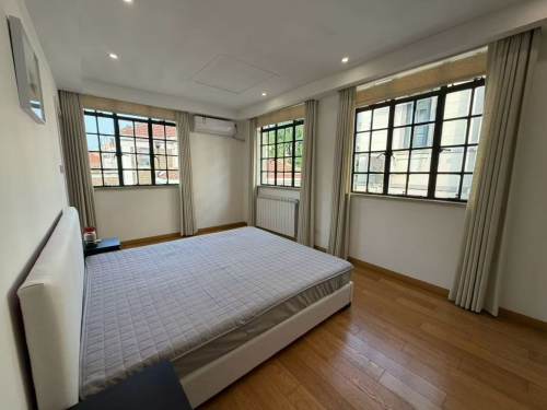 Housing image — Bedroom