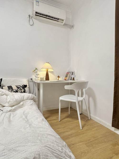 Housing image — Bedroom