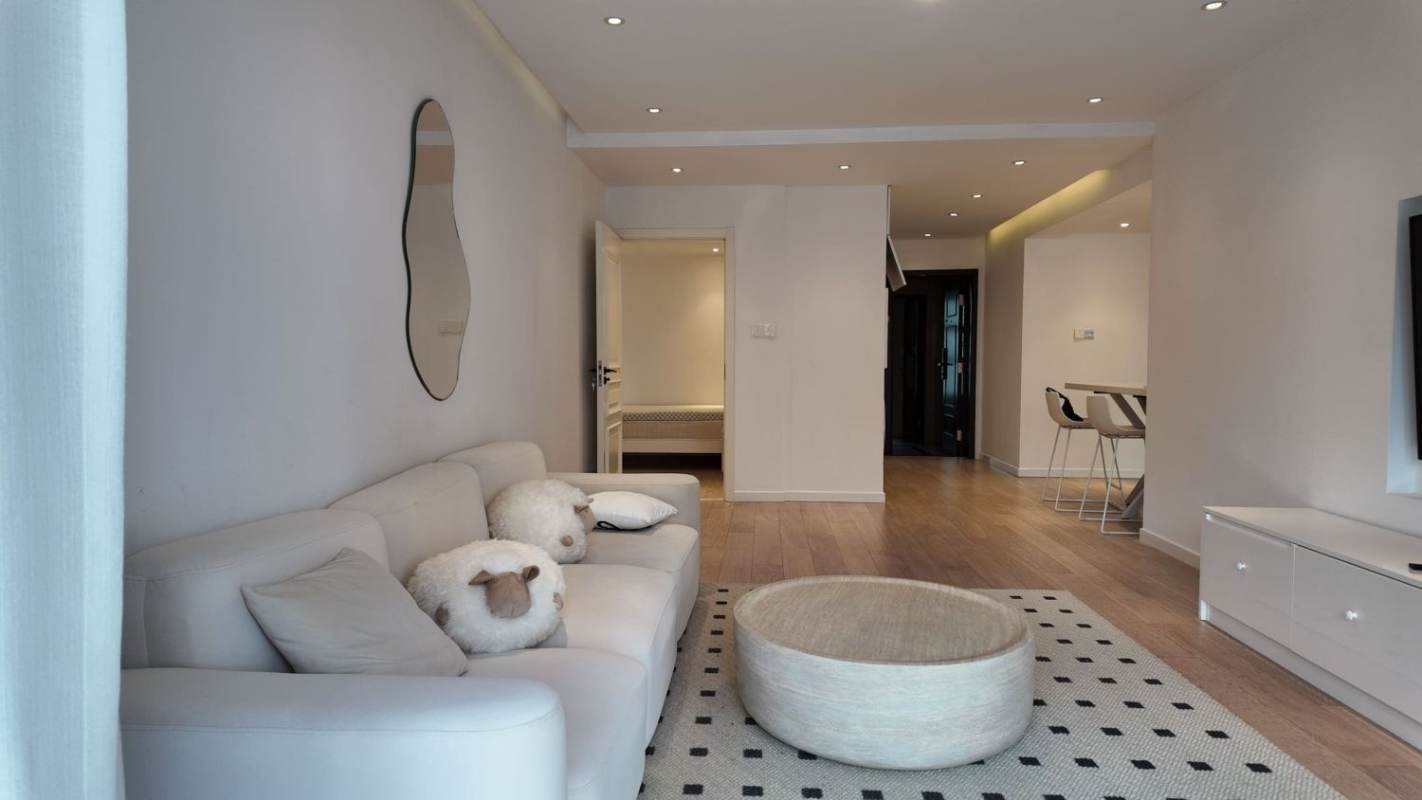 Housing image — Living Room