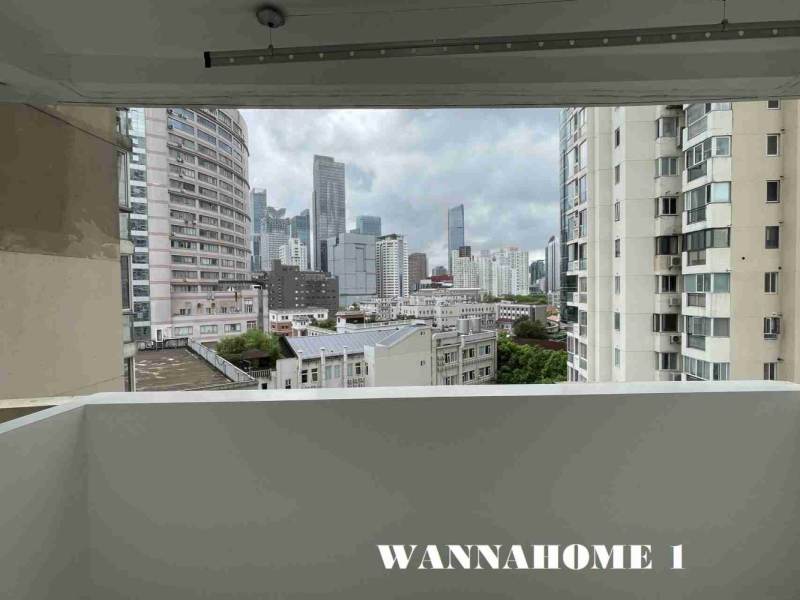 Housing image — Balcony