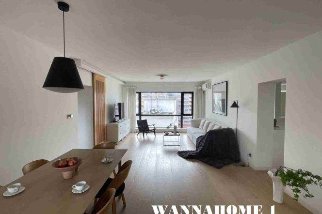 3BR Apartment at Shanghai Grand Plaza (Compound) with Floor-to-Ceiling Windows