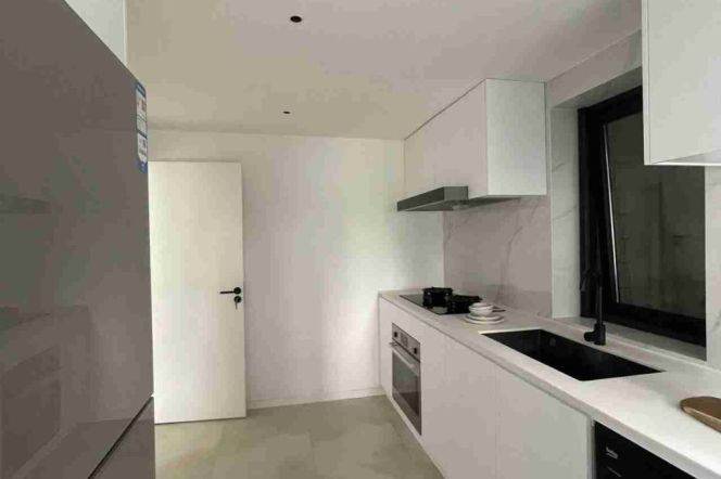 3BR Apartment at Shanghai Grand Plaza (Compound)