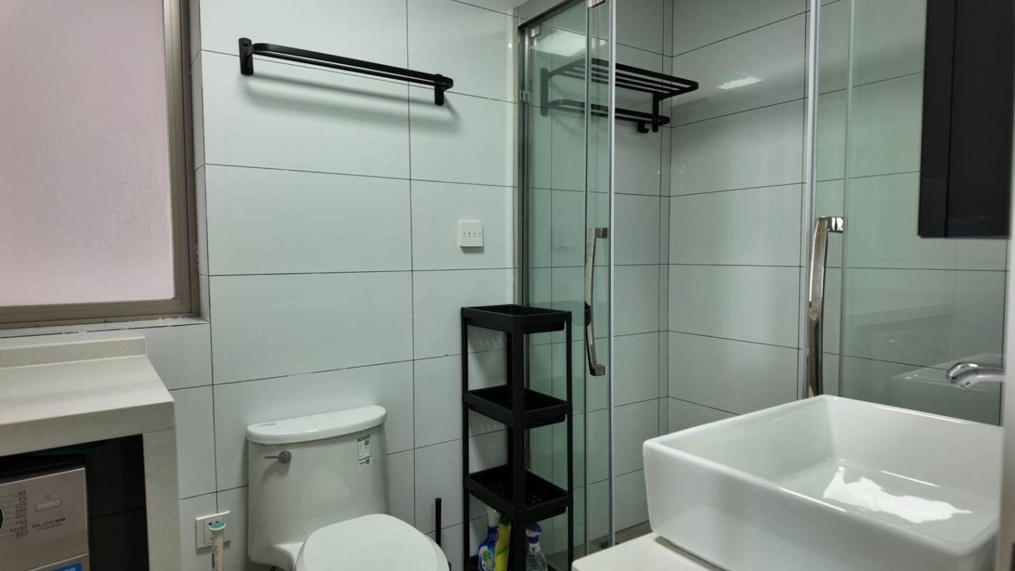 Housing image — Bathroom