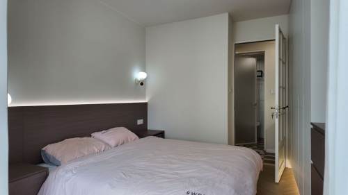 Housing image — Bedroom