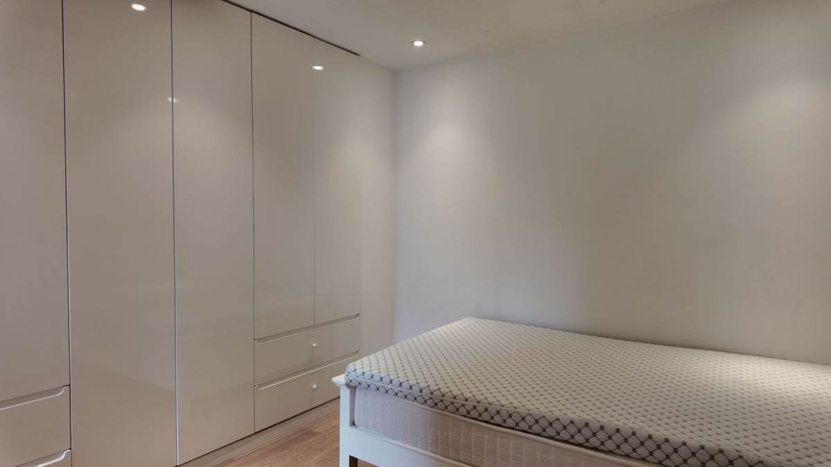 Housing image — Bedroom