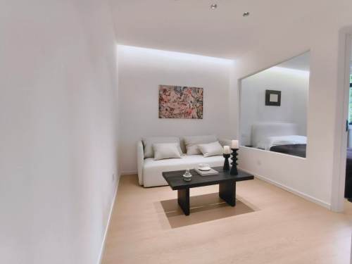 Housing image — Living Room