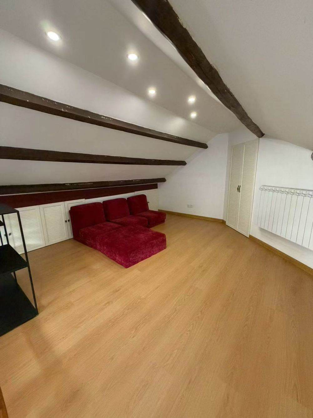Housing image — Bedroom