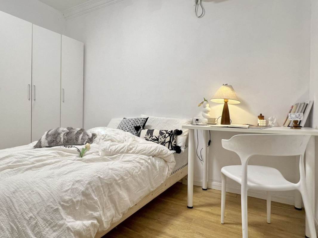 Housing image — Bedroom