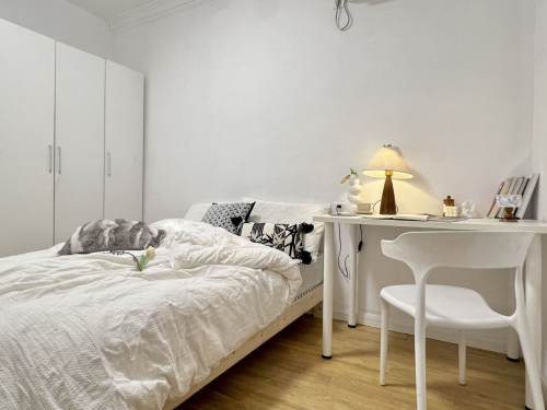 Housing image — Bedroom