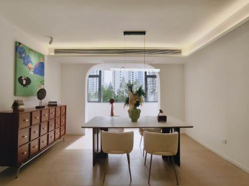 Housing image — Living Room