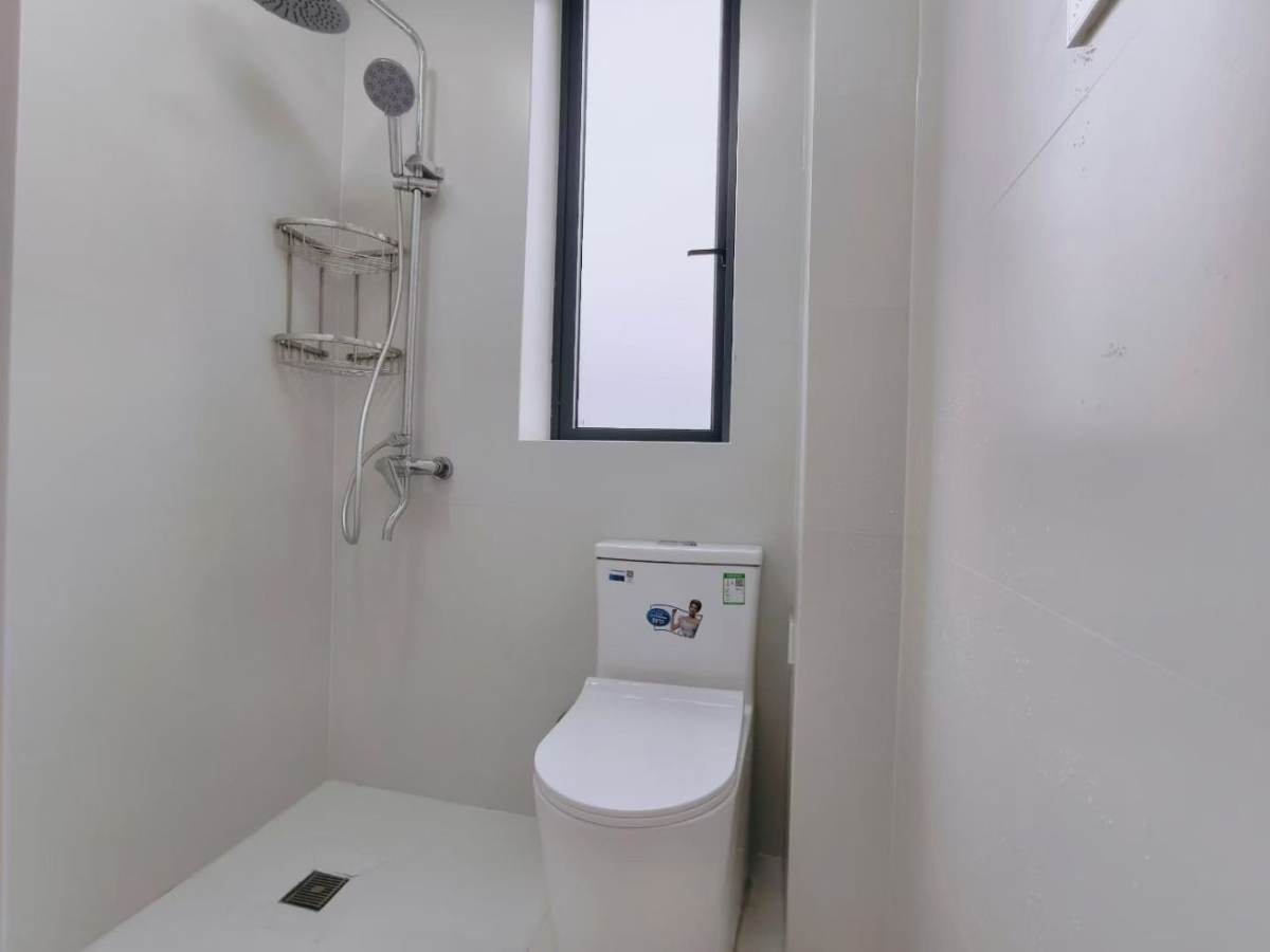 Housing image — Bathroom