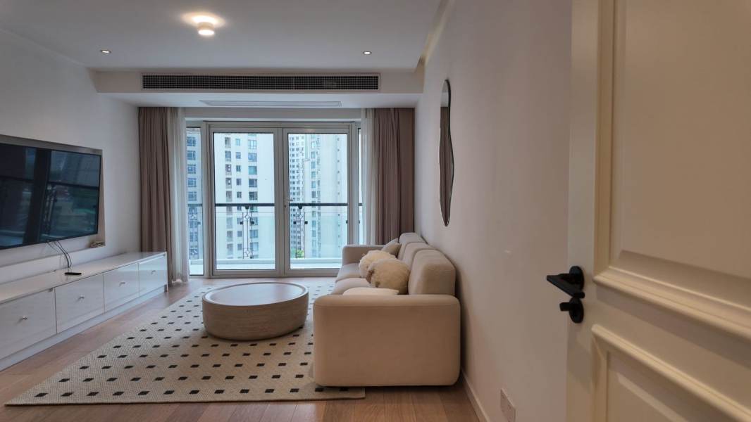 Housing image — Living Room