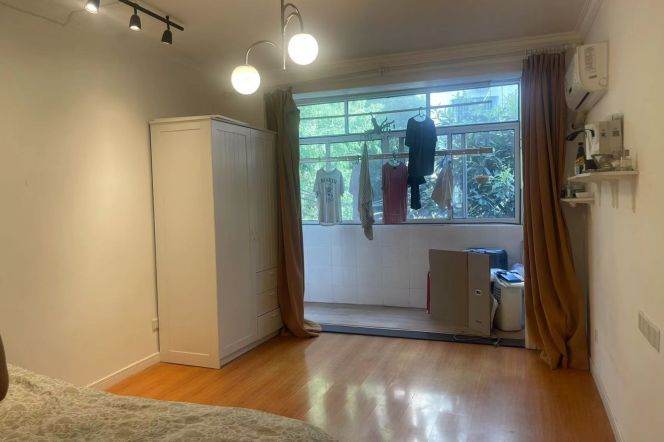 1BR Apartment in Old Xuhui