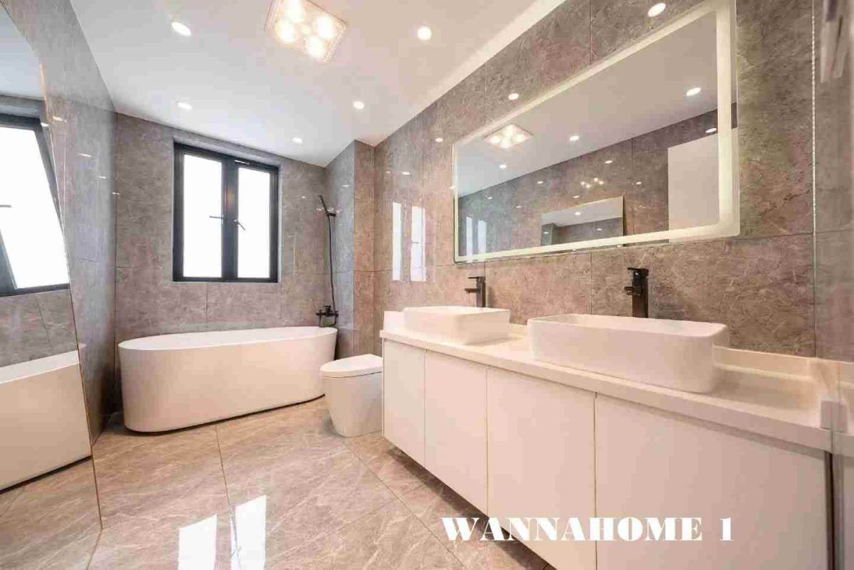 Housing image — Bathroom