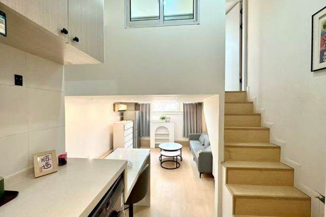 1BR Lane House at Jing'an Villa (L2/L12/L13)