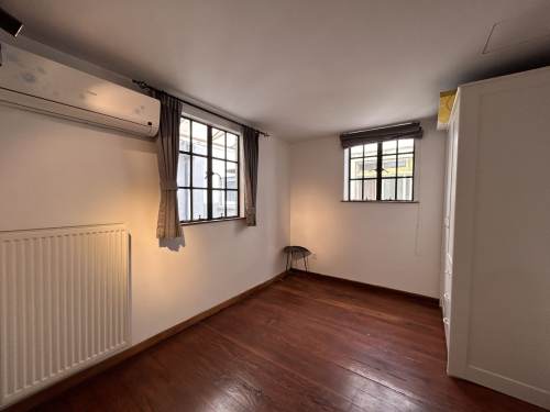 Housing image — Bedroom