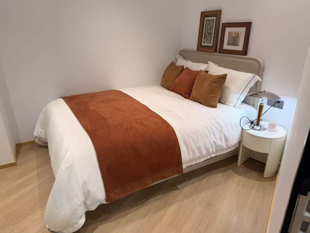 Housing image — Bedroom