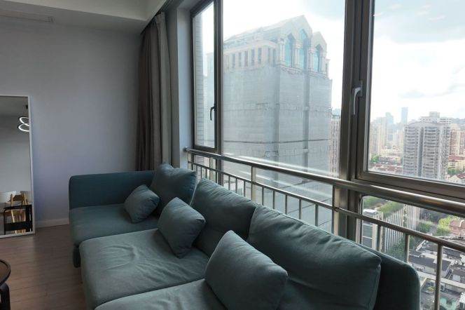 High-Floor Spacious 1BR Apartment at Yunhe Garden