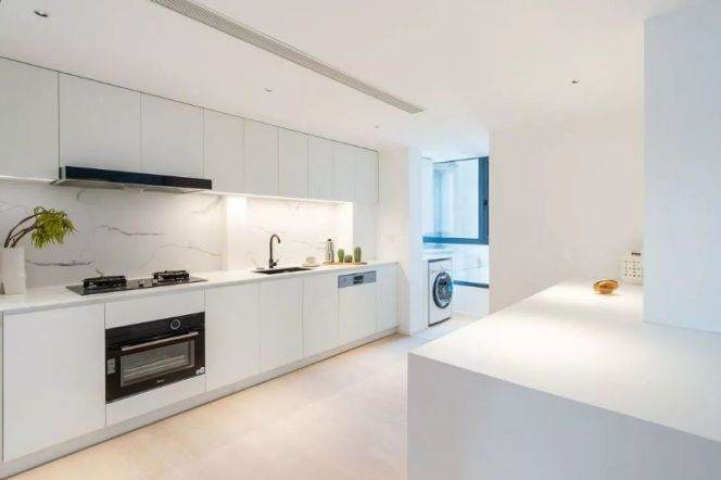 Spacious 2BR Apartment in Old Xuhui (L7/L9)