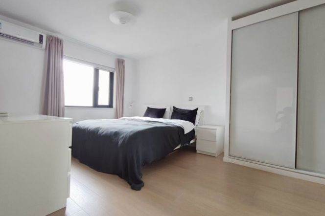 3BR Apartment at Shanghai Grand Plaza (Compound)