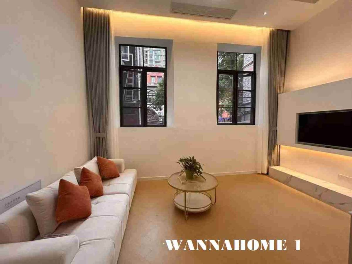 Housing image — Living Room