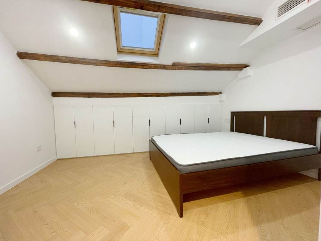 Housing image — Bedroom