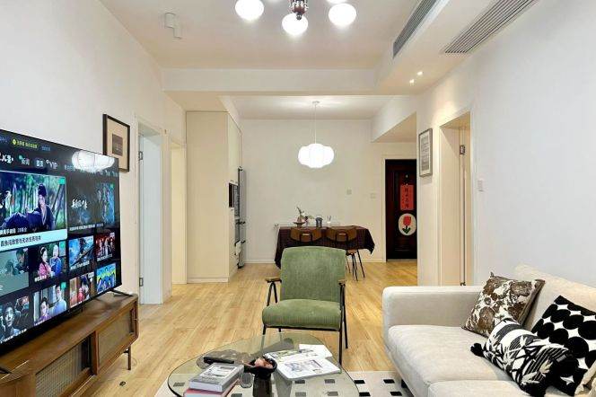 3BR Apartment near People's Square with Terrace