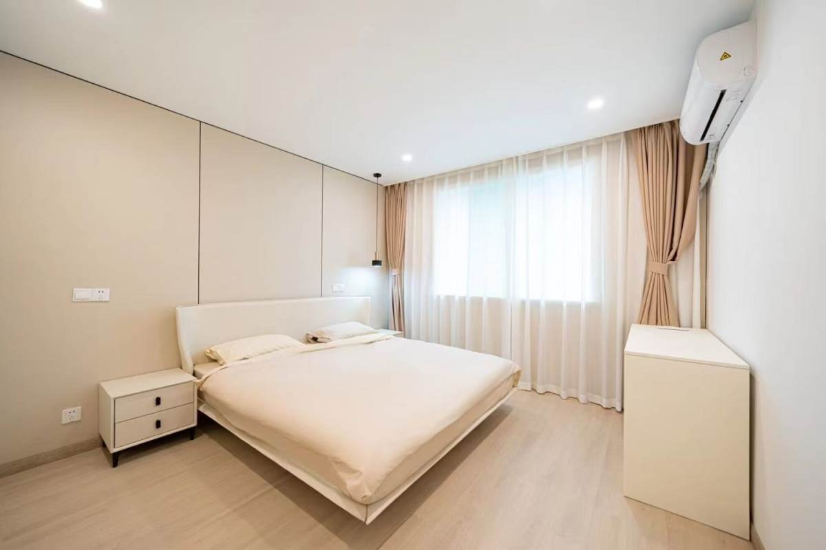 Housing image — Bedroom