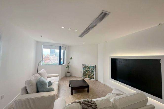 High-Floor Spacious 2BR Apartment in Old Xuhui (L10/L11)