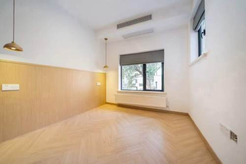 Housing image — Bedroom