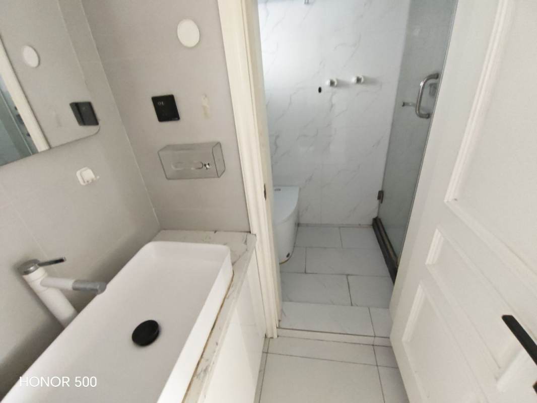 Housing image — Bathroom