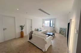 High-Floor Spacious 2BR Apartment in Old Xuhui (L10/L11)