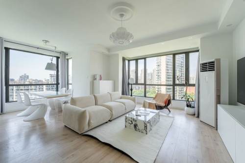 Housing image — Living Room