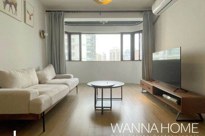 2BR Apartment in Jing'an (L14)