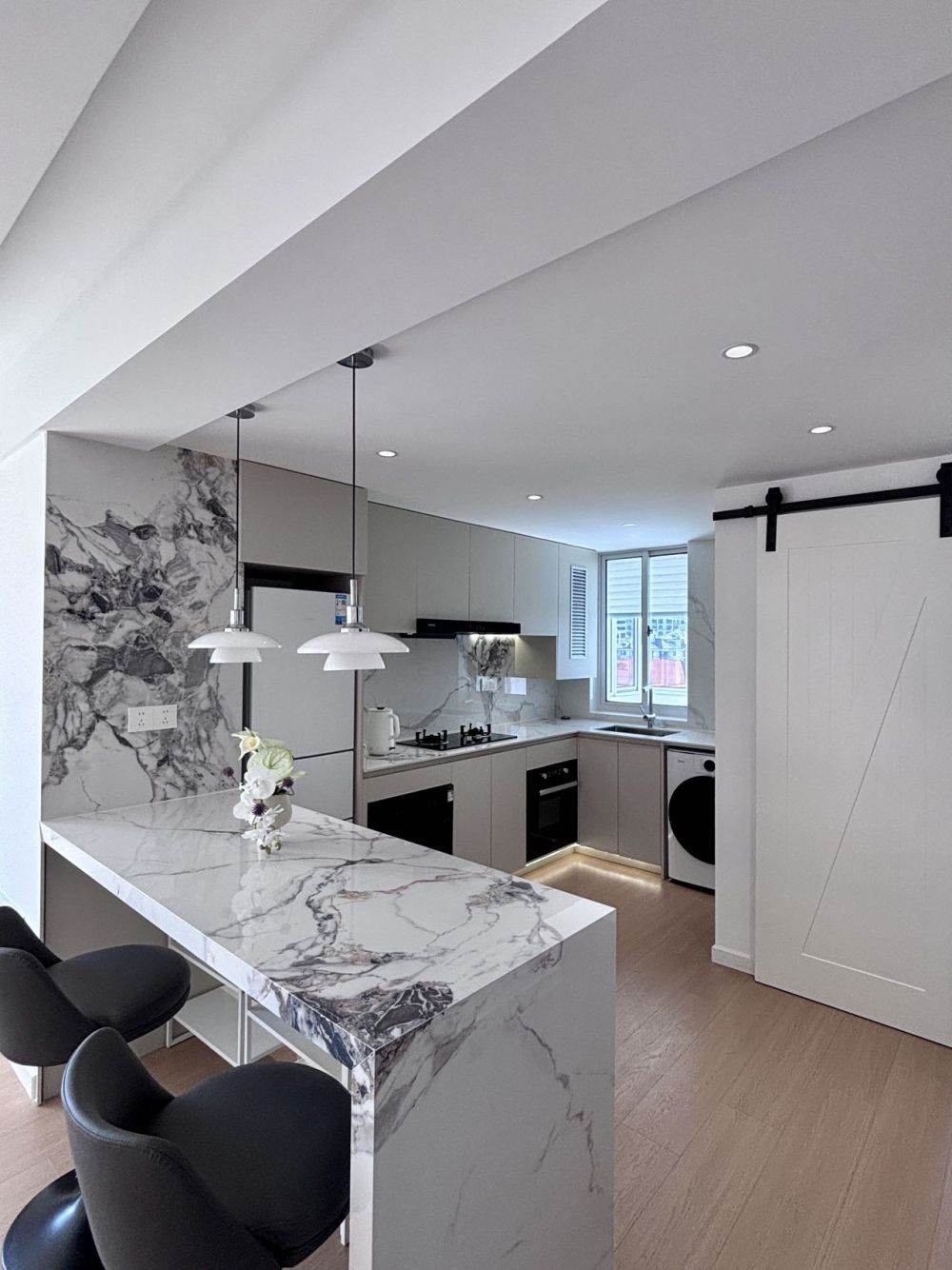 Housing image — Dining Area