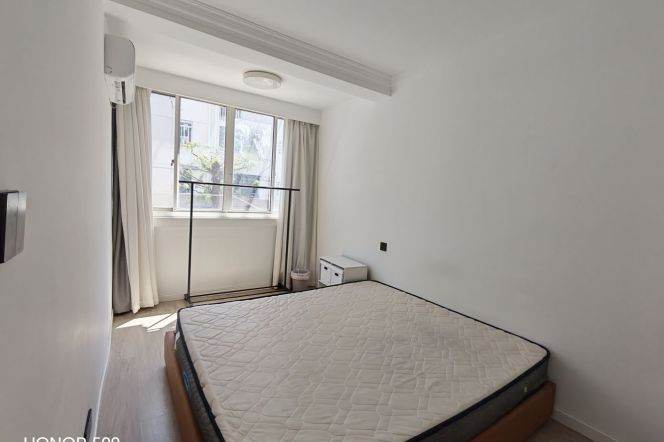 1BR Apartment in Gubei