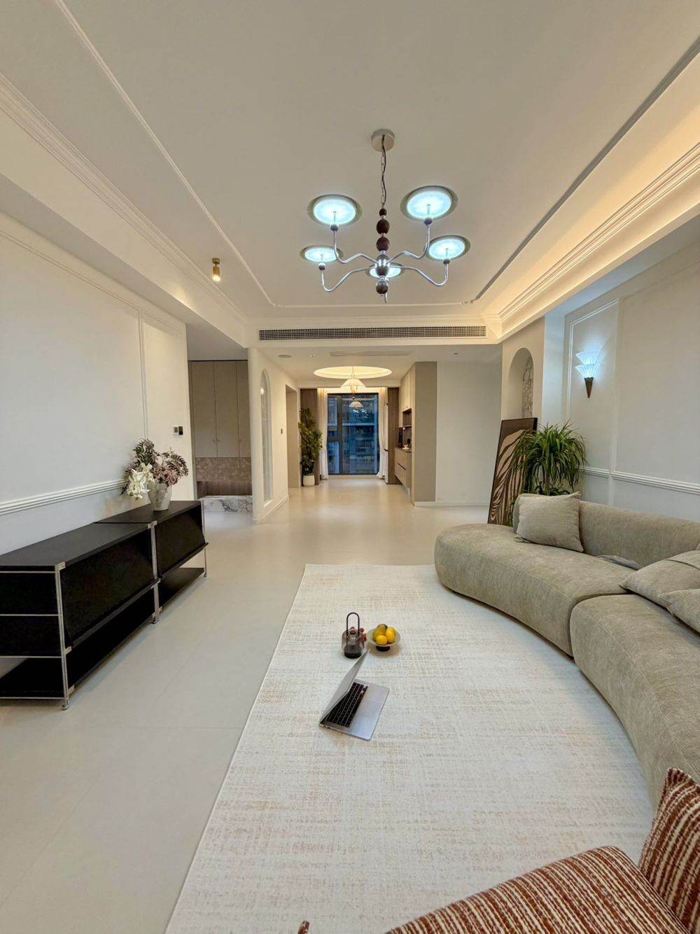 Housing image — Living Room