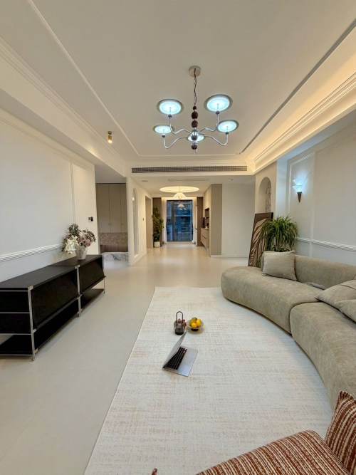 Housing image — Living Room