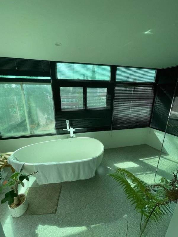 Housing image — Bathroom