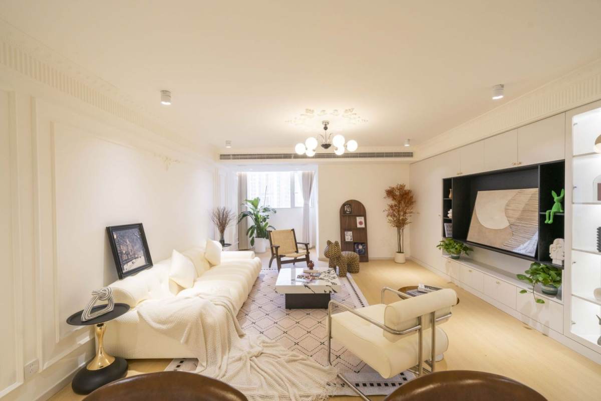 Housing image — Living Room