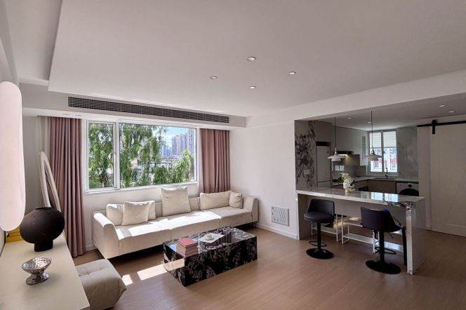 2BR Apartment in Jing'an (L1/L12/L13)