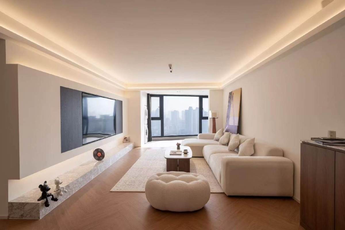 Housing image — Living Room