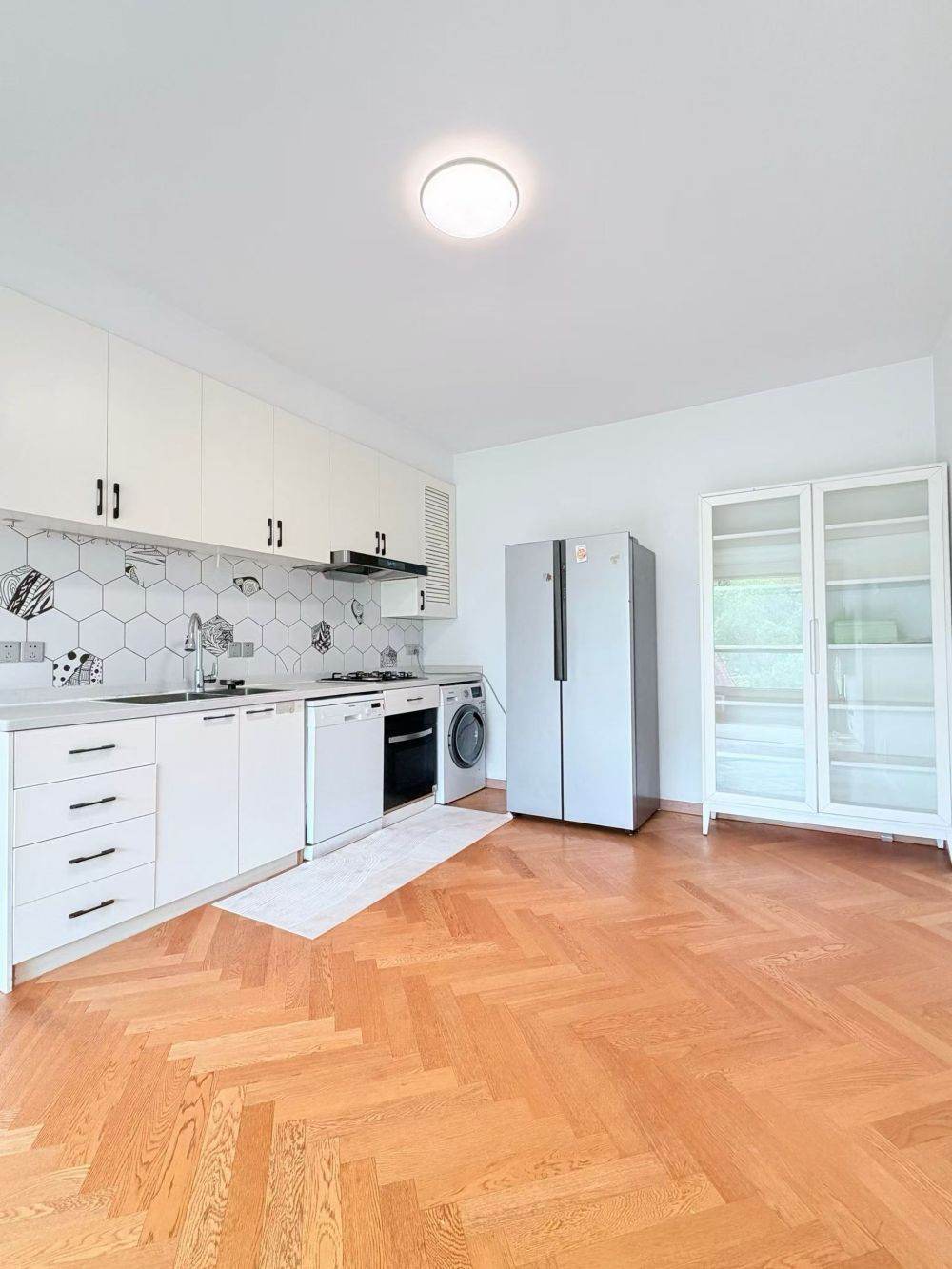 Housing image — Kitchen