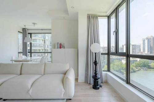 Housing image — Living Room