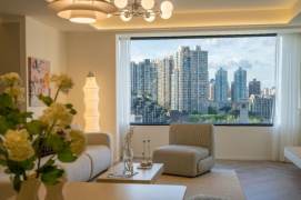 Spacious 2BR Apartment near Shanghai Railway Station Metro with Outstanding View (L13)