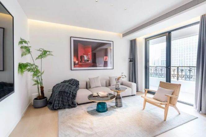 Spacious 2BR Apartment in Old Xuhui (L7/L9)