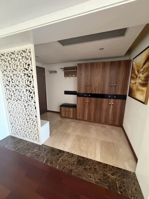 Housing image — Living Room